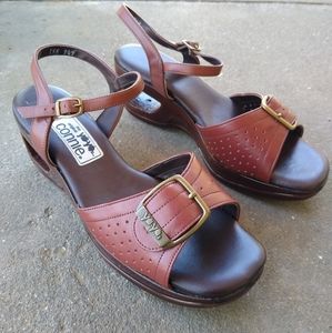 Vintage wedge heel 1970s size 9